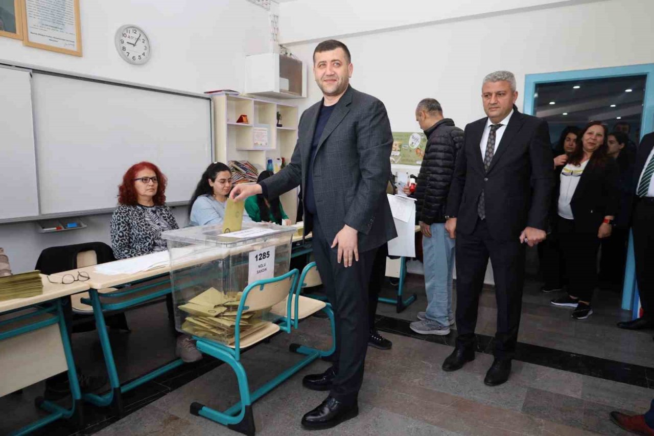 Baki Ersoy oyunu kullandı