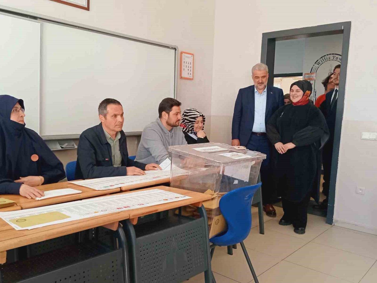 AK Parti İstanbul İl Başkanı Kabaktepe oyunu Başakşehir’de kullandı