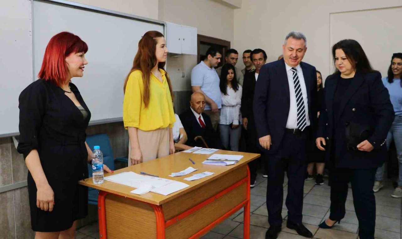 Adana Valisi Elban: "Seçim güvenliği için 12 bin civarında polis ve jandarma görev alıyor"