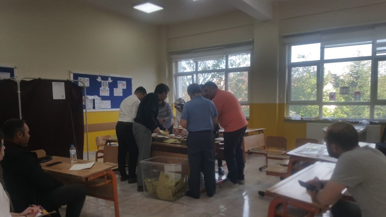 Afyonkarahisar’da oy verme işlemi sona erdi