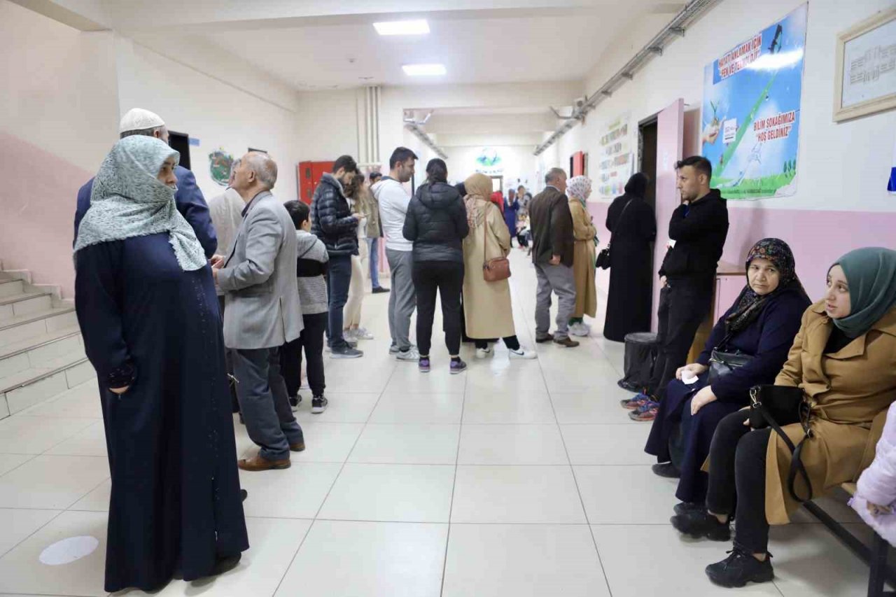 Ağrı’da seçim heyecanı