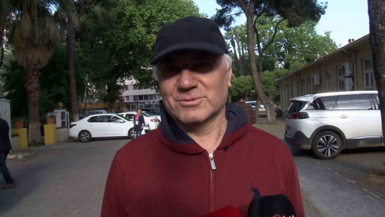 Tarihi seçimde İzmirliler sandık başına gitmeye başladı