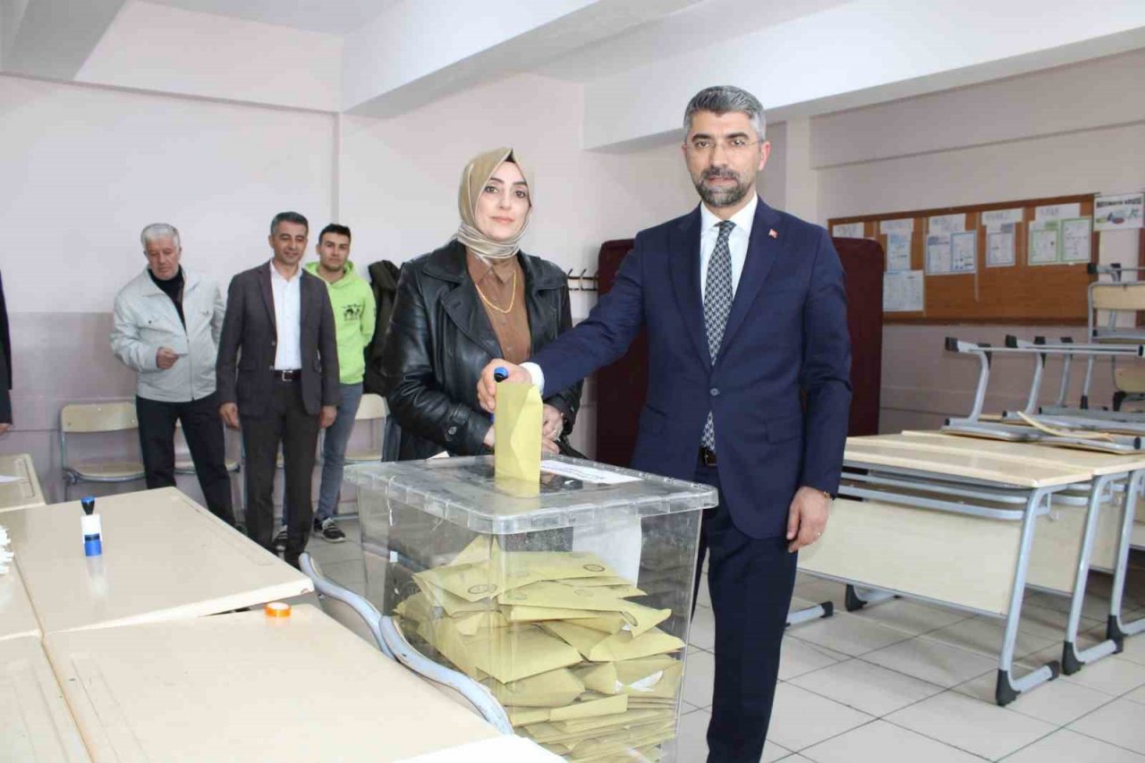 Başkan Küçükoğlu oyunu kullandı