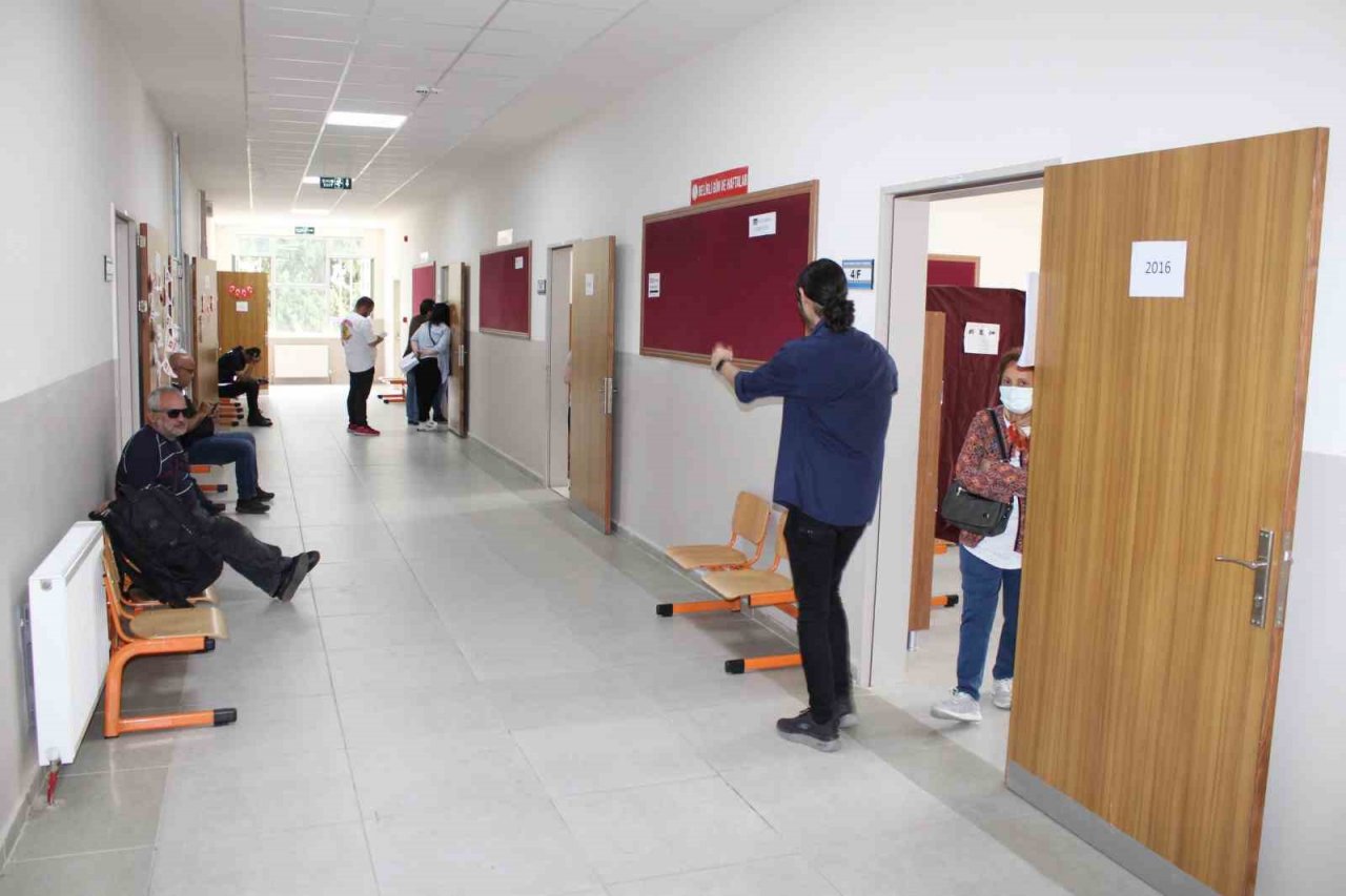 Aydın’da oylar sayılmaya başlandı