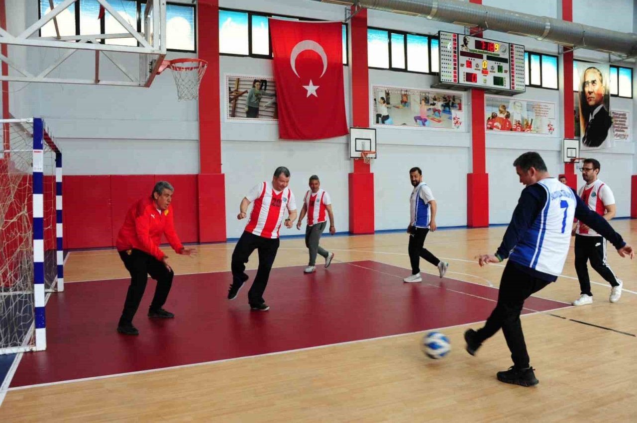 Balçova’da kalpleri ısıtan turnuva