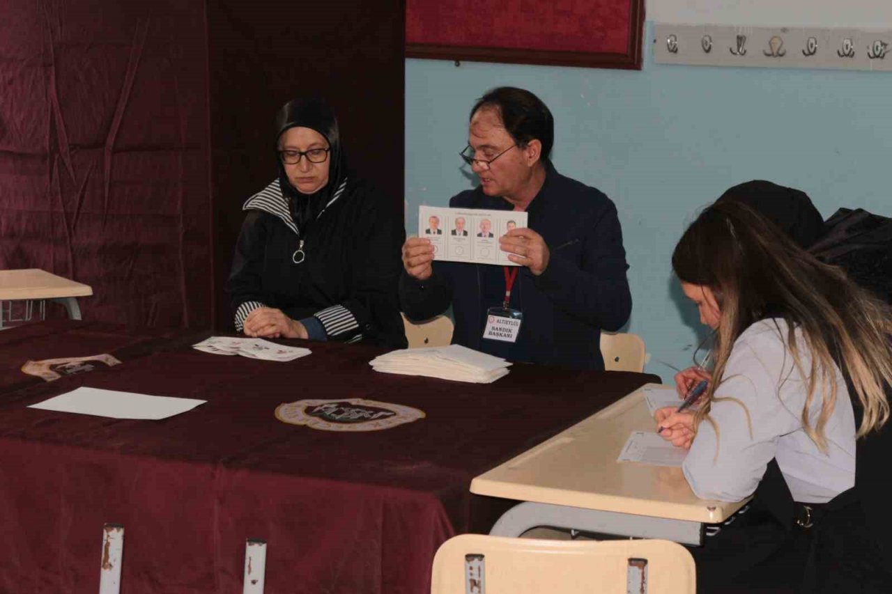 Balıkesir’de oy sayım işlemleri başladı