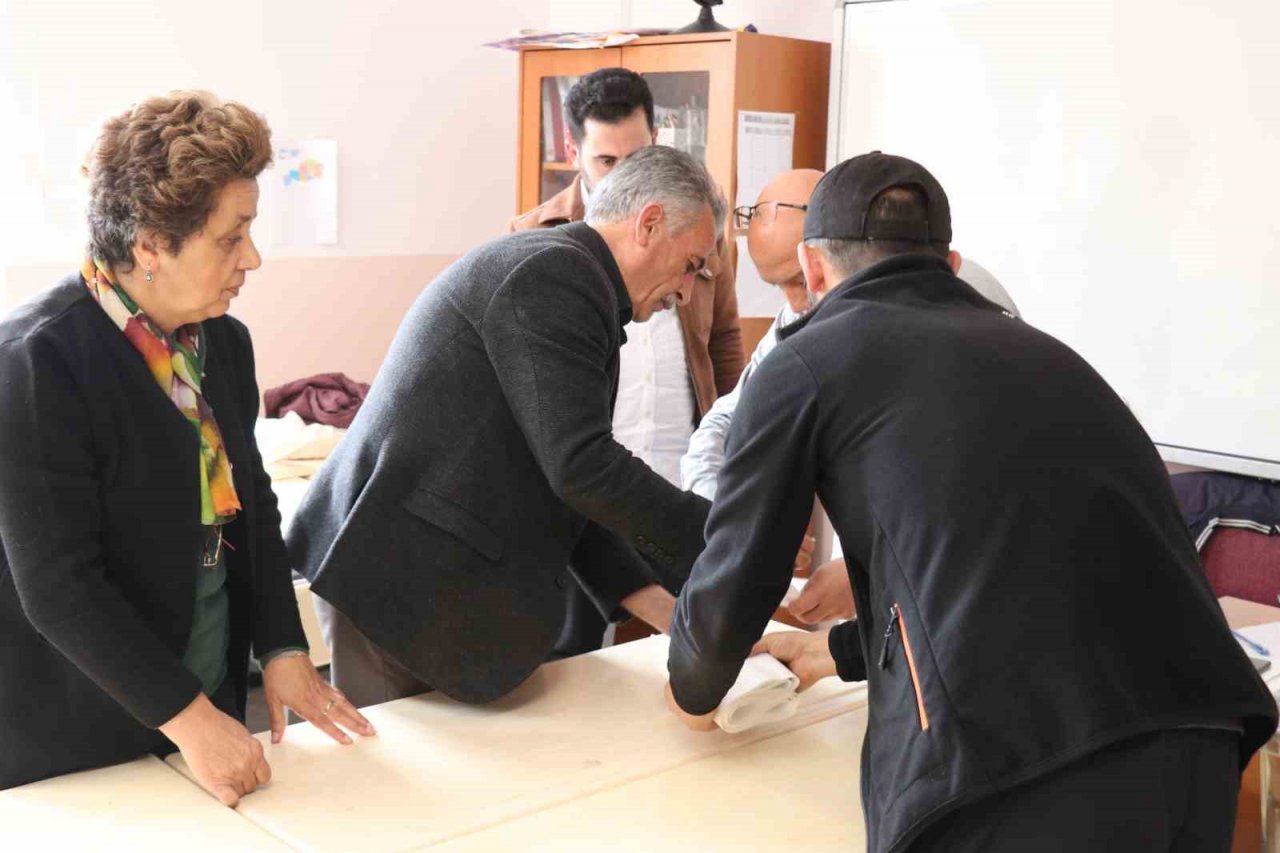 Bolu’da ilk sandıklar açılmaya başlandı