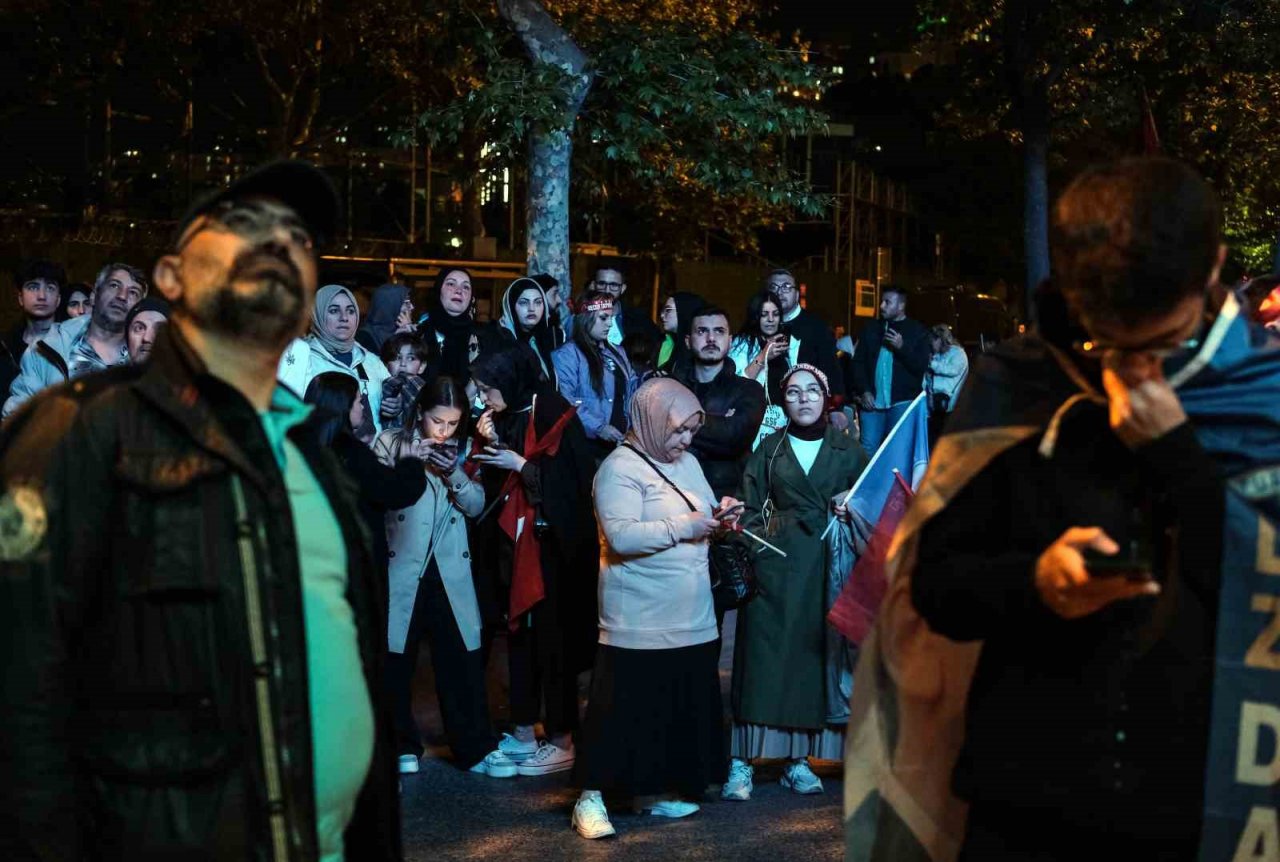 AK Parti İl Başkanlığında vatandaşların bekleyişi sürüyor