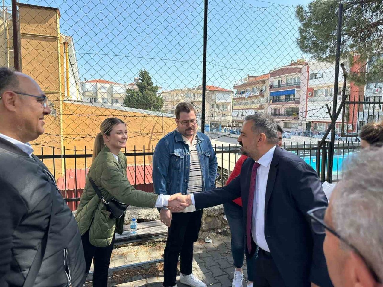 CHP İzmir İl Başkanı Aslanoğlu oyunu kullandı