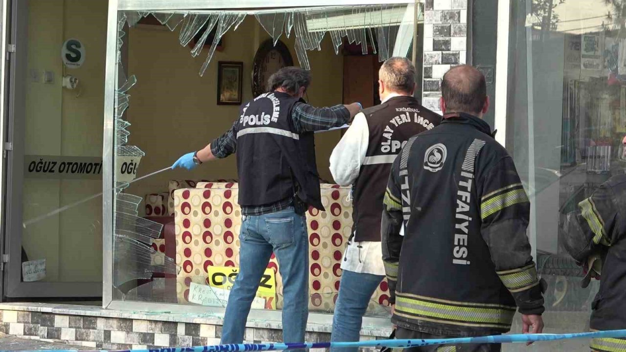 Kepçe operatörü elindeki sigarayla apartmana girdi, ortalık savaş alanına döndü