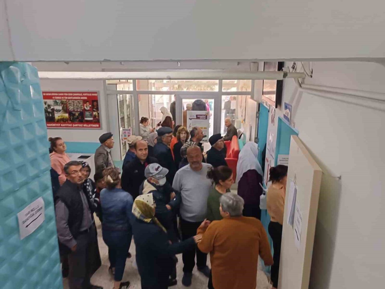 Denizli’de oylar sandıkla buluşmaya başladı