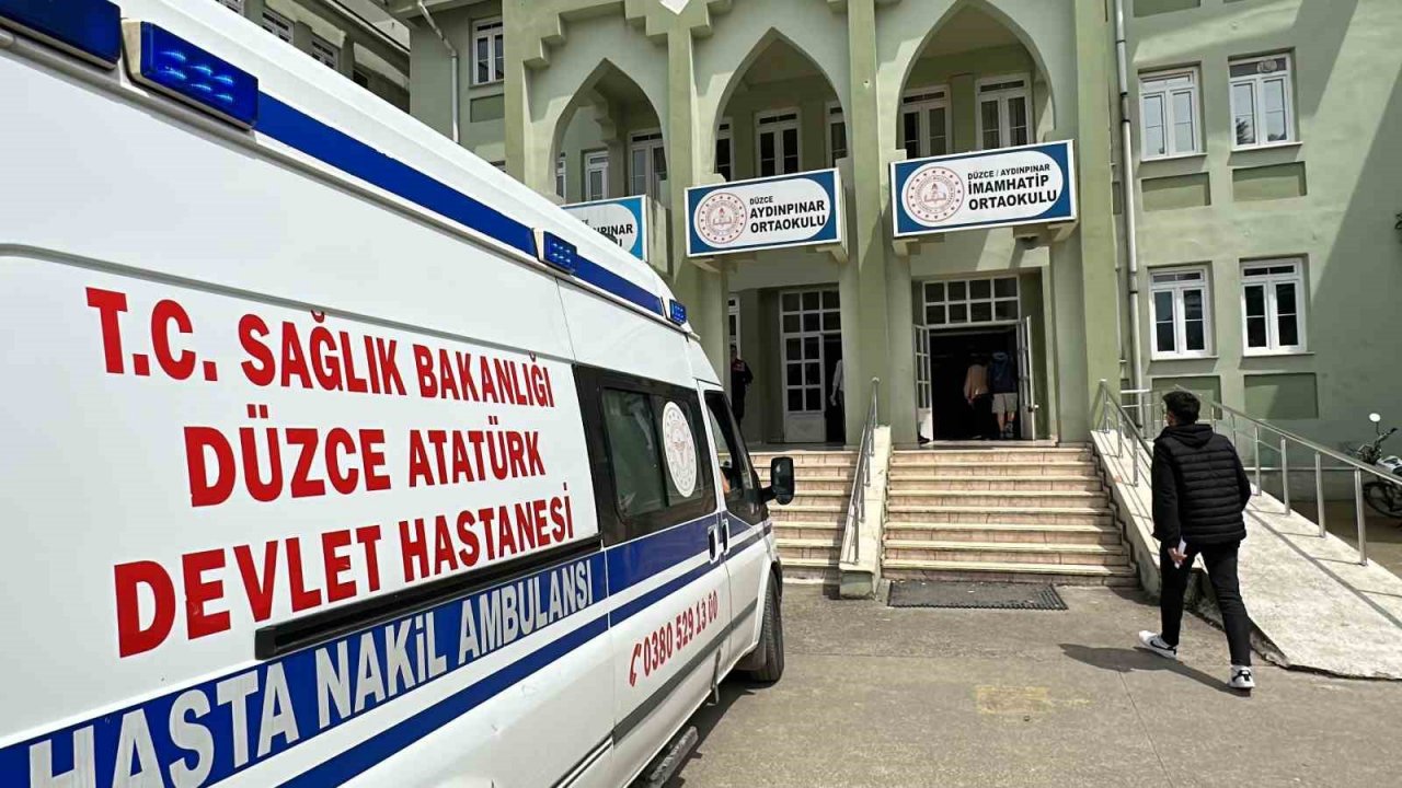 Sandığa sedye ile taşındı