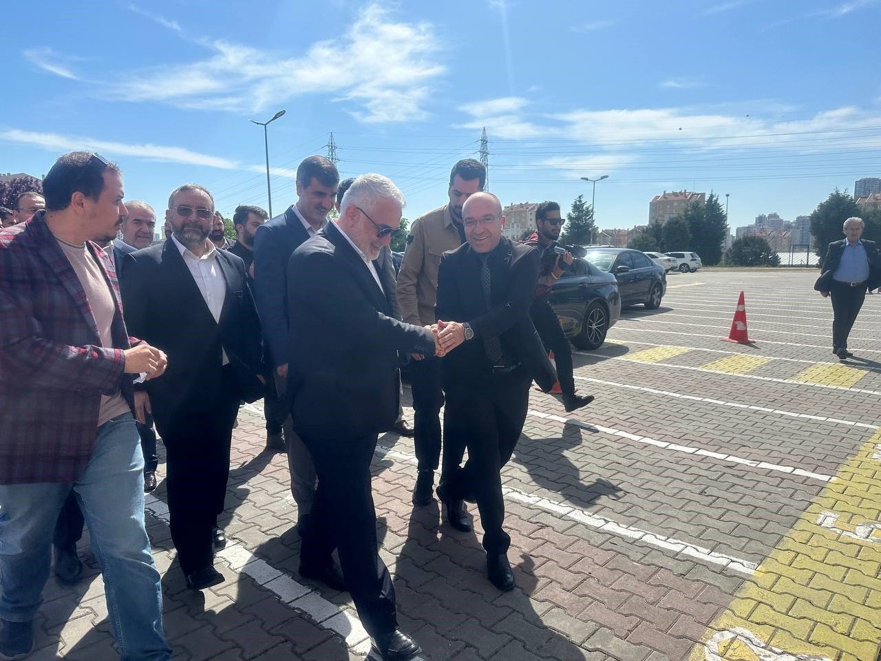 HÜDA PAR Genel Başkanı Yapıcıoğlu: “Sandıktan ne çıkarsa çıksın herkesin bunu olgunlukla karşılaması gerekir”