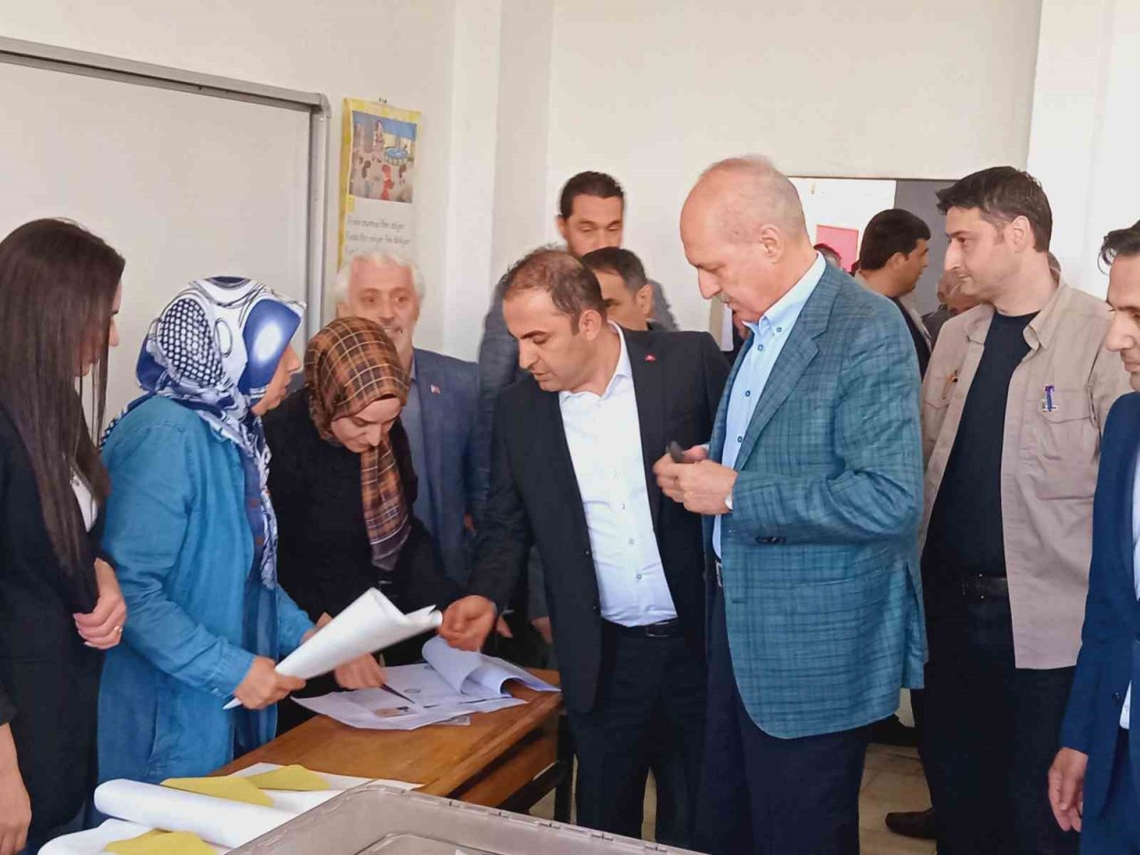 AK Parti Genel Başkanvekili Kurtulmuş: "Büyük ve güçlü adımlarla ilerleyeceğimiz bir seçim olacak"