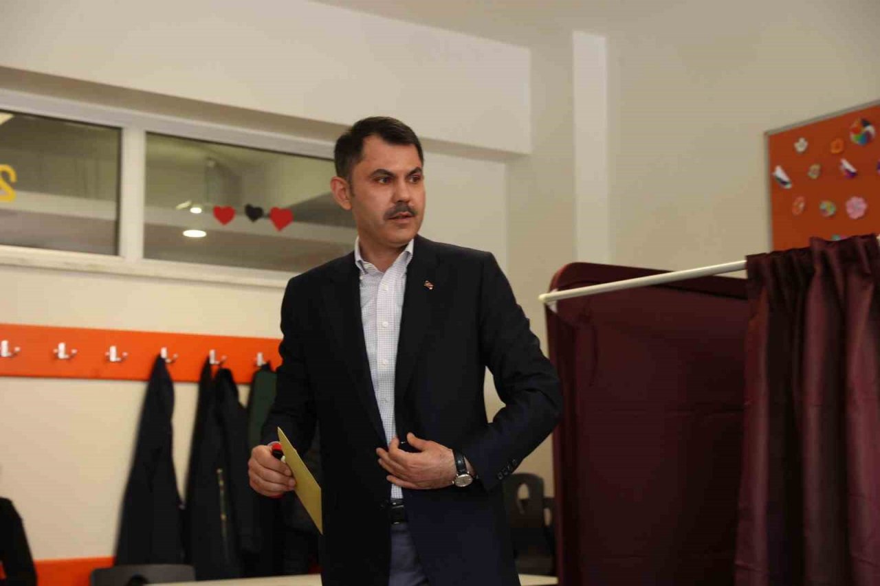 Bakan Kurum oyunu İstanbul’da kullandı