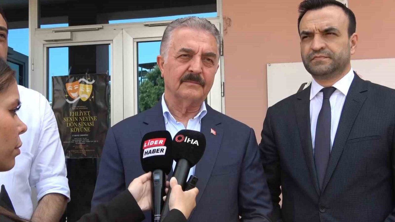 MHP Genel Sekreteri Büyükataman oyunu Bursa’da kullandı