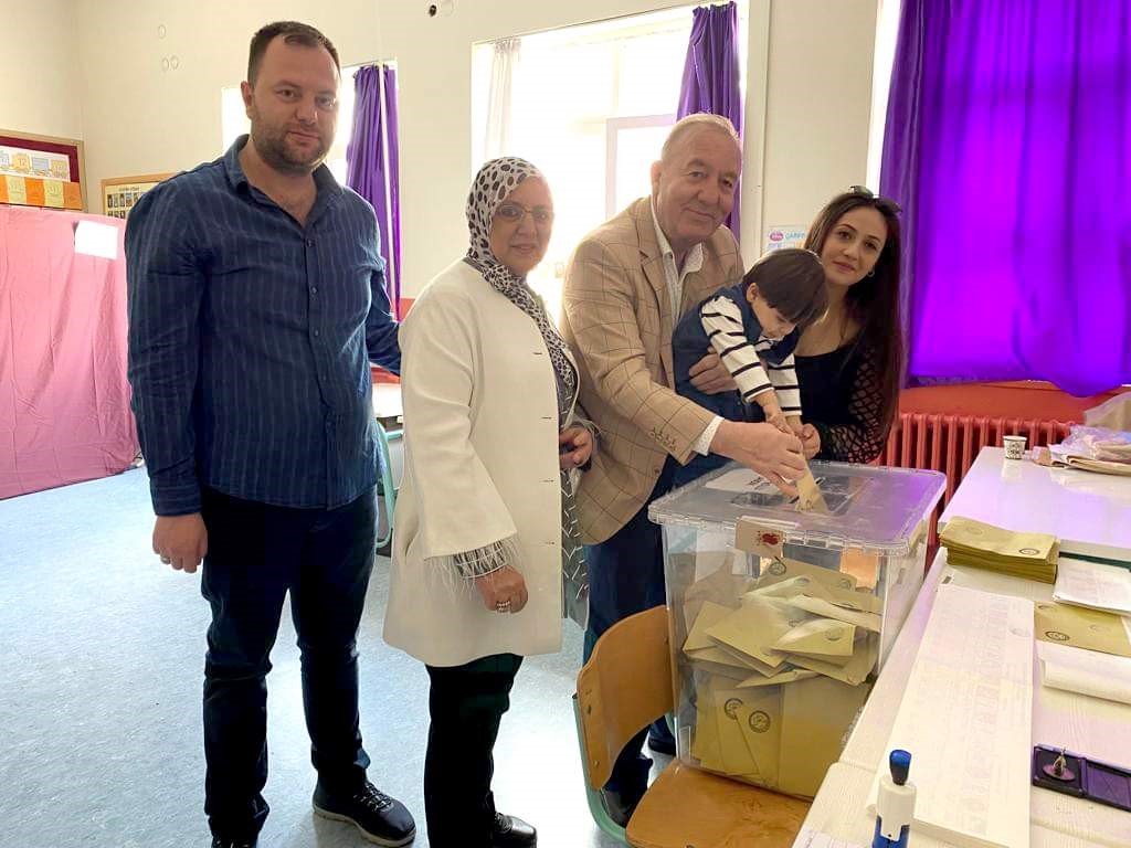 Kayrıcı, Kelepircioğlu ve Şahiner oyunu kullandı