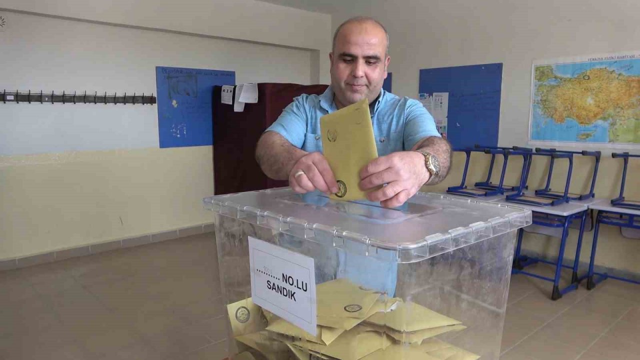 670 merkez nüfusuyla Türkiye’nin en küçük ilçeleri arasında yer alan Çelebi’de seçim heyecanı
