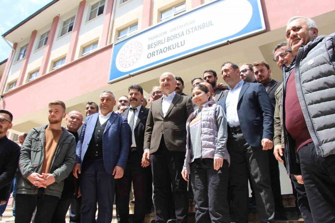 Bakan Karaismailoğlu, Trabzon’da oyunu kullandı