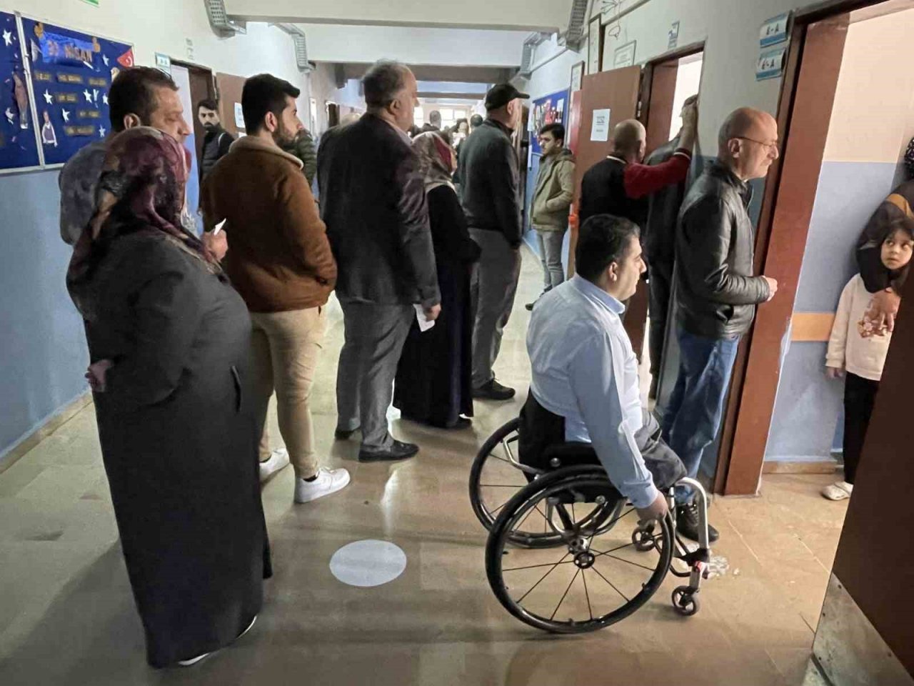 Engelli vatandaşlar oyunu kullanıyor