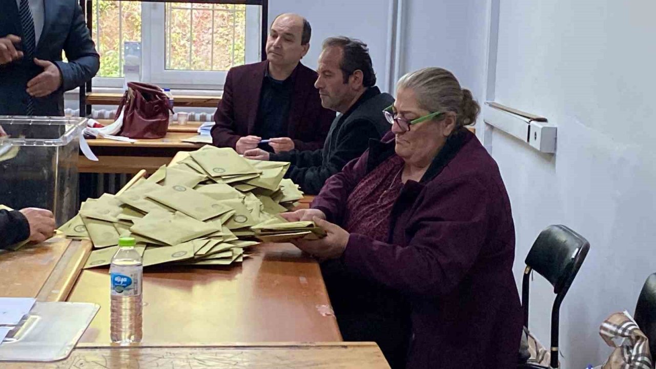 Zonguldak’ta sandıklar kapatıldı, sayım başladı