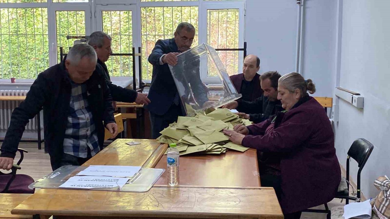 Zonguldak’ta sandıklar kapatıldı, sayım başladı