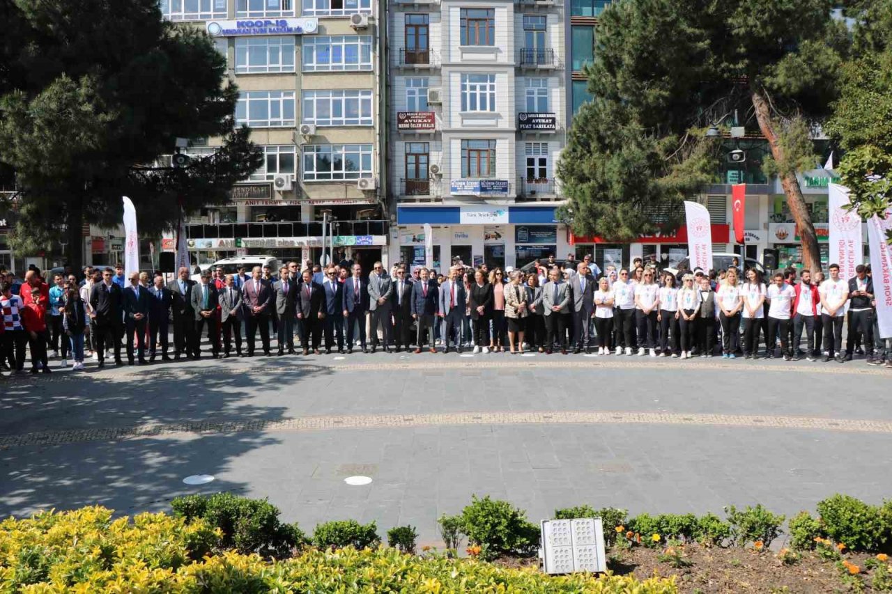 Samsun’da Gençlik Haftası kutlamaları başladı