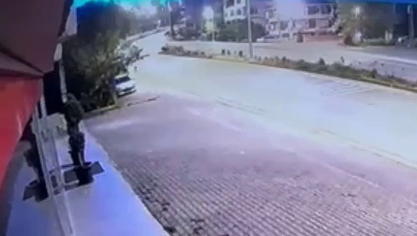 Polisin dur ihtarına uymadı kazada hayatını kaybetti