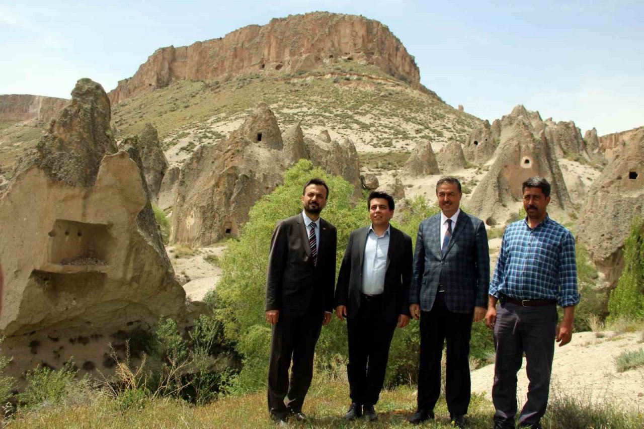 "Kapadokya’nın Giriş Kapısı" Soğanlı bu bahar başka güzel