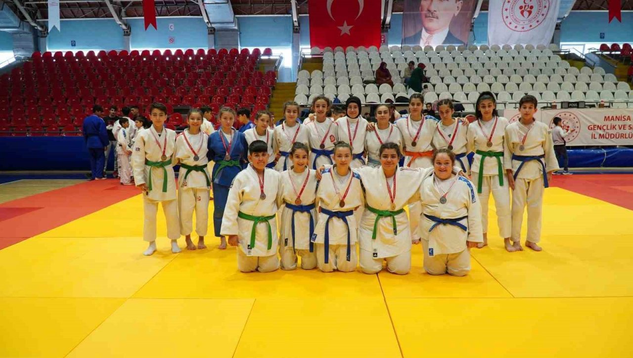 Manisa’da Anadolu Yıldızlar Ligi Judo İl Seçmeleri yapıldı
