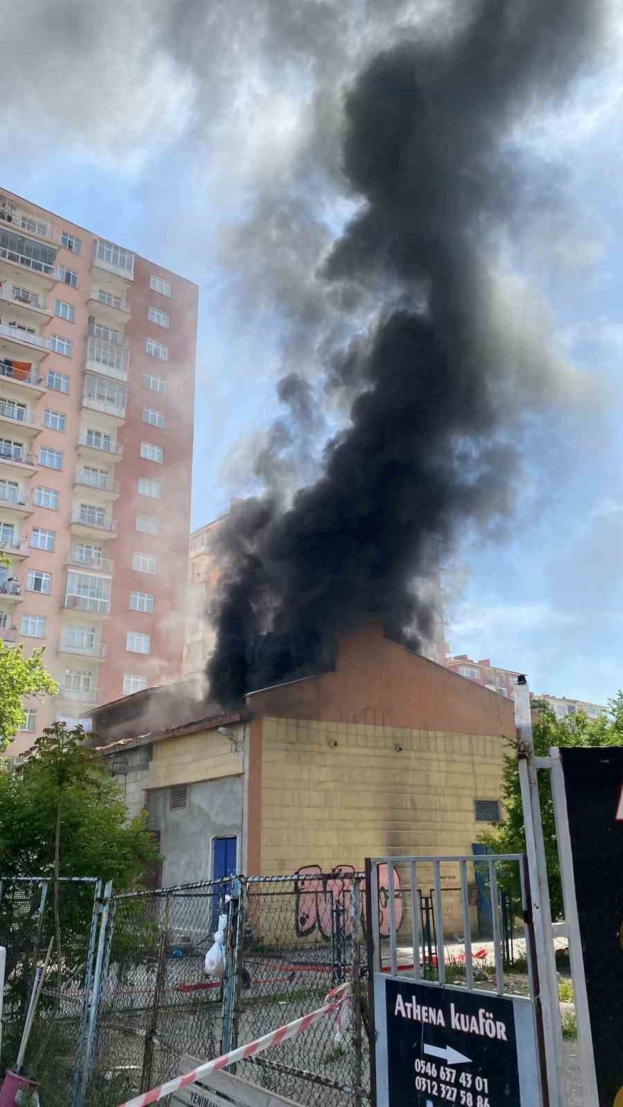 Ankara’da korkutan trafo yangını