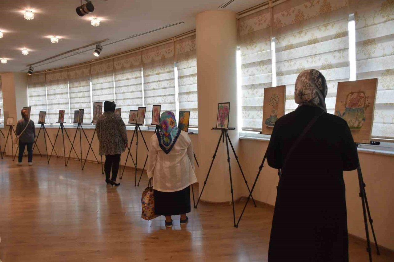 Şahinbeyli öğrencilerden muhteşem tablolar