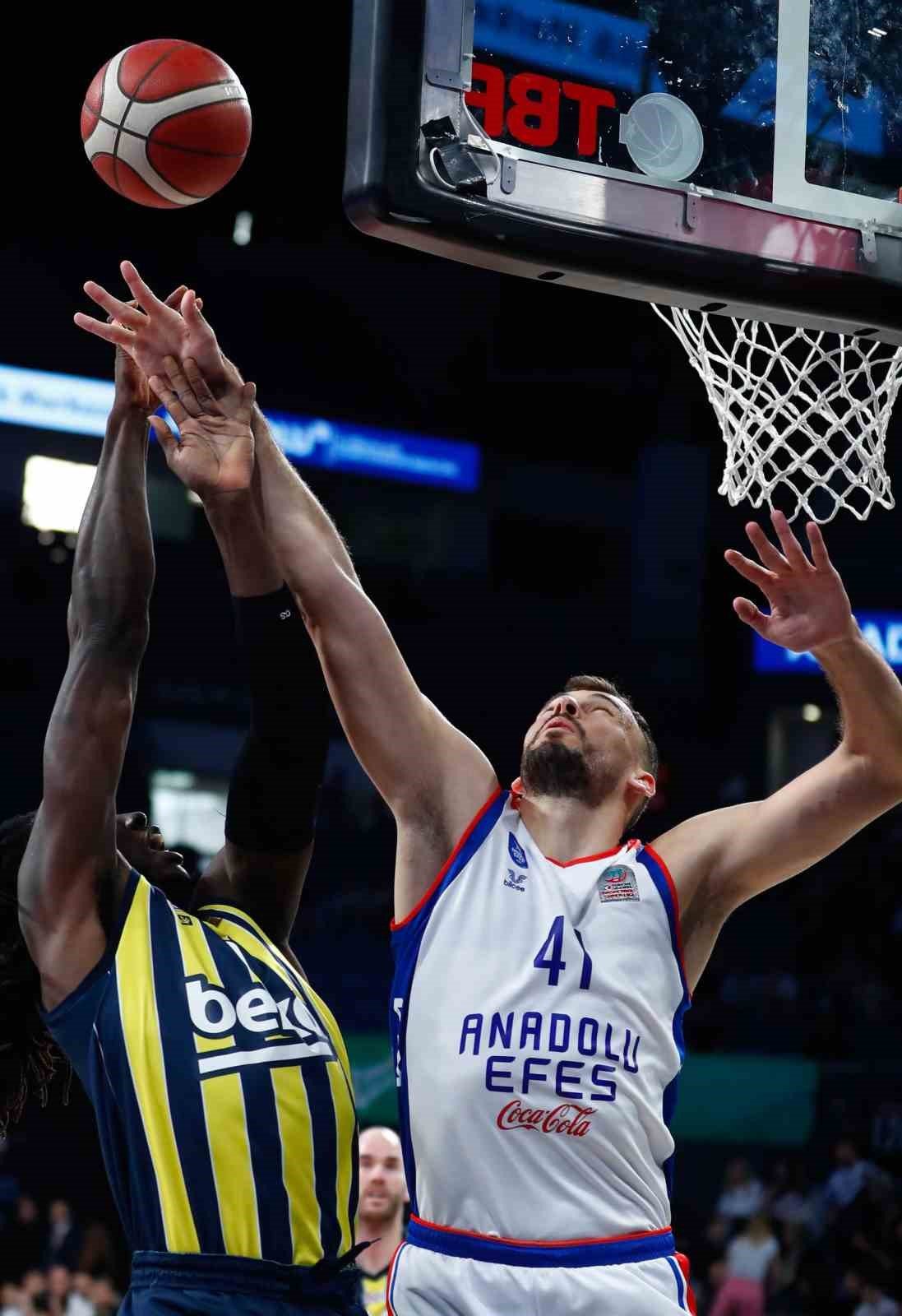 Basketbol Süper Ligi: A. Efes: 96 - Fenerbahçe Beko: 91