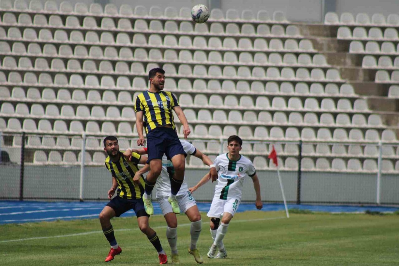TFF 3. Lig: Efeler 09 SFK: 5 - Fatsa Belediyespor: 0