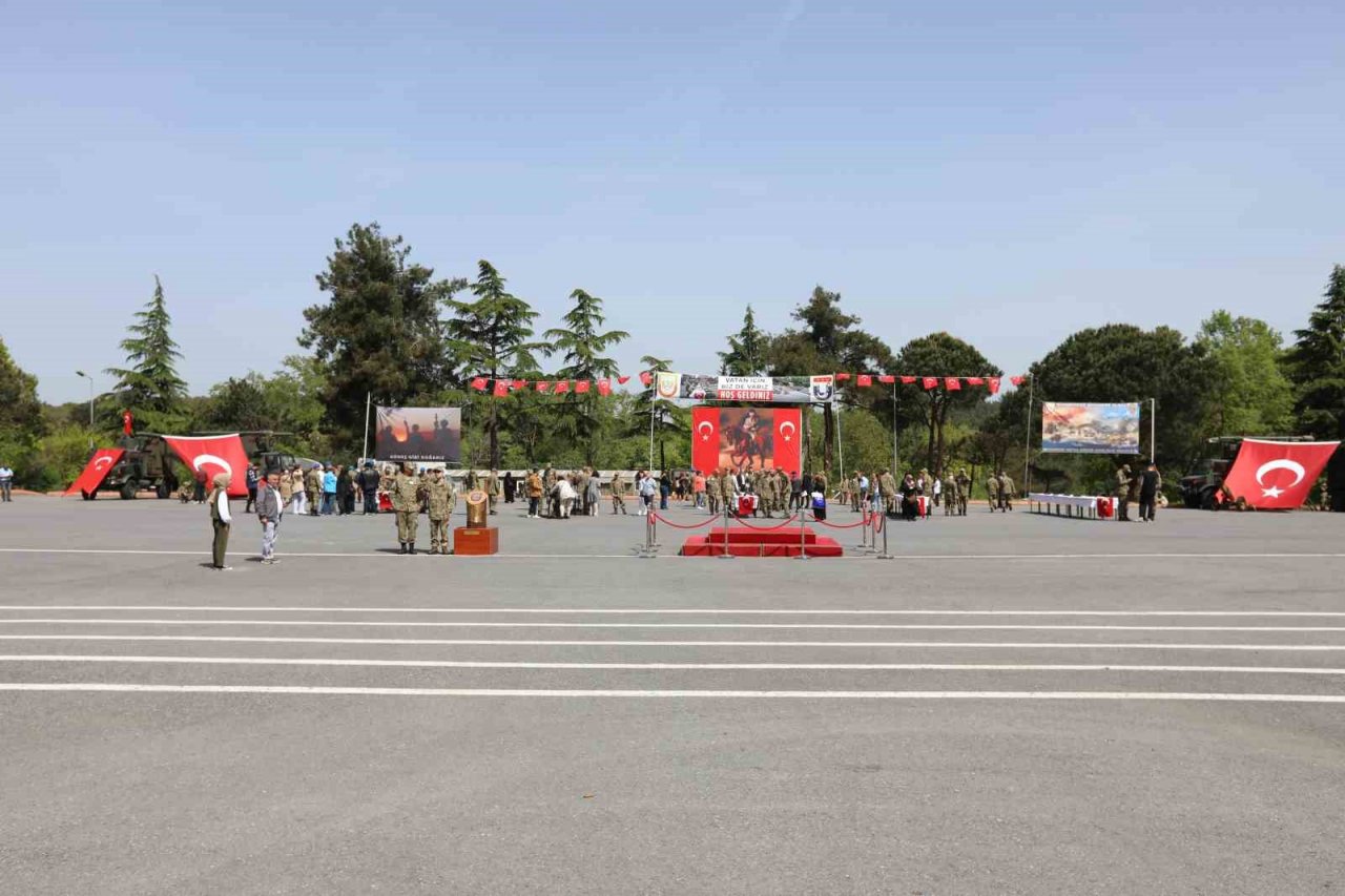 Başakşehir’in özel gençler davul zurnalı asker eğlencesi