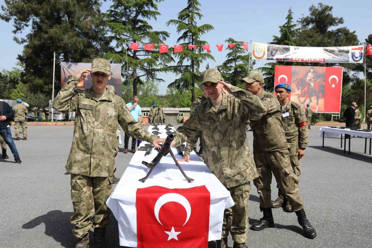 Başakşehir’in özel gençler davul zurnalı asker eğlencesi