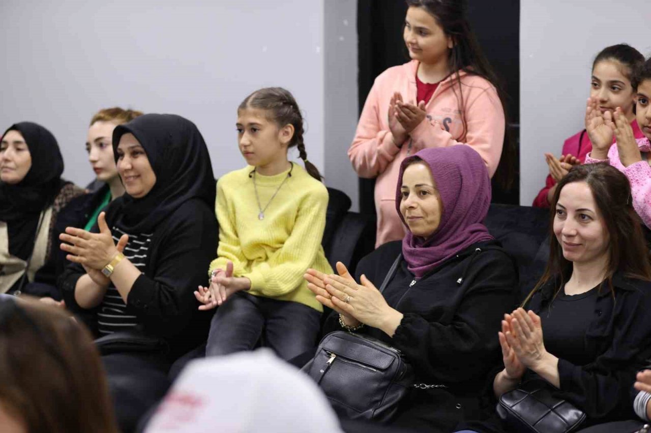 Latife Hanım’ın kuzeni Buca’ya konuk oldu