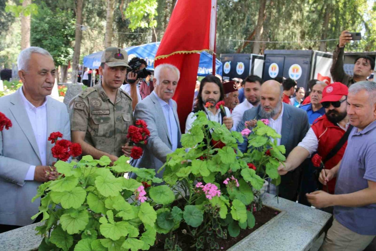 Milli Mücadele Kahramanı Şehit Kaymakam Saim Bey, kabri başında anıldı