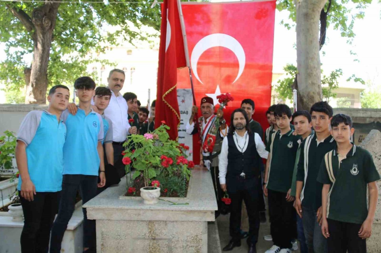 Milli Mücadele Kahramanı Şehit Kaymakam Saim Bey, kabri başında anıldı