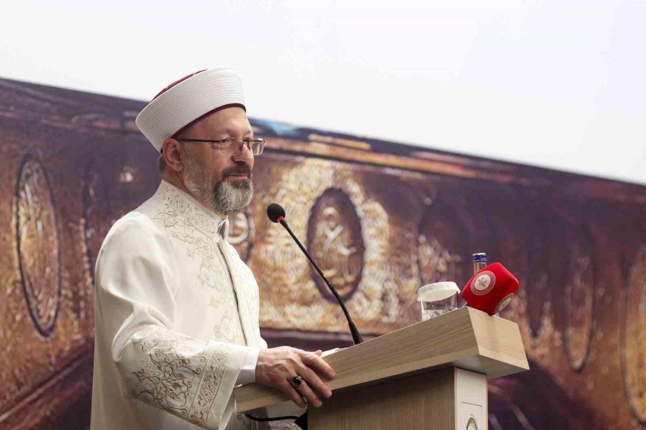 Erbaş: “Hac organizasyonunda Türkiye olarak her zaman en iyi olmanın gayreti içerisindeyiz”