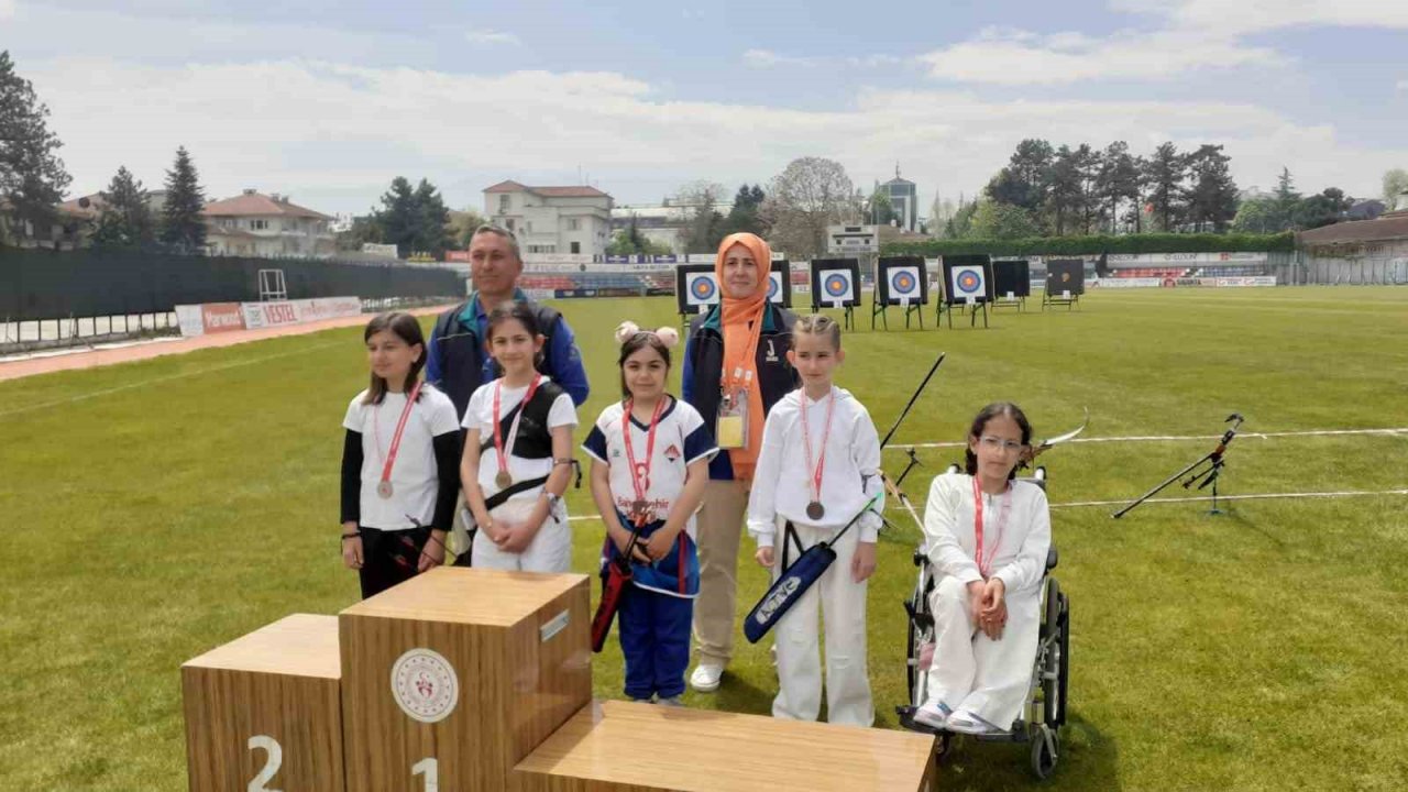 Hedefi 12 vurmaya çalıştılar