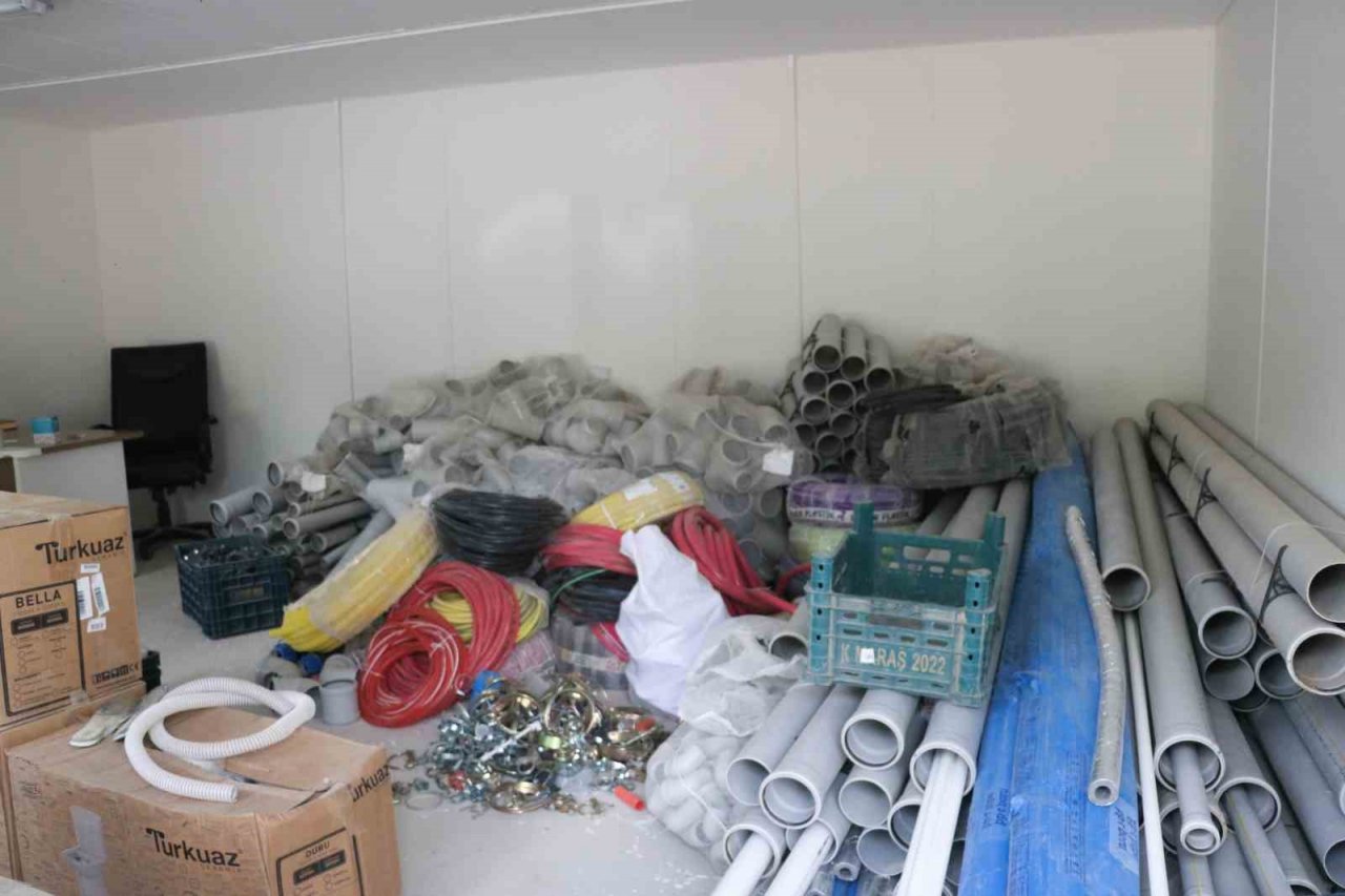 Kahramanmaraş ’Merkez Prefabrik Çarşı’ hizmete girdi