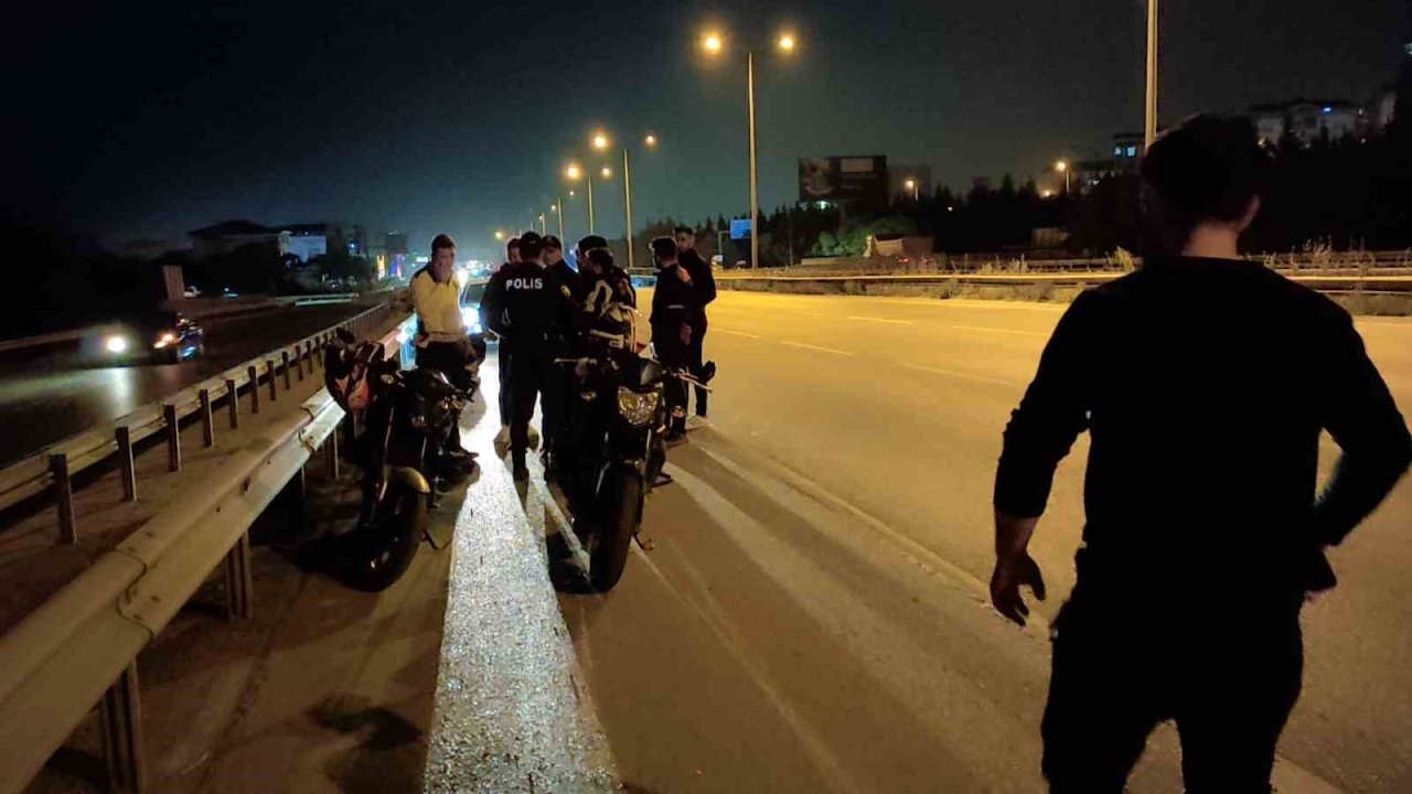 Otomobile arkadan çarpan motosikletin sürücüsü yaralandı