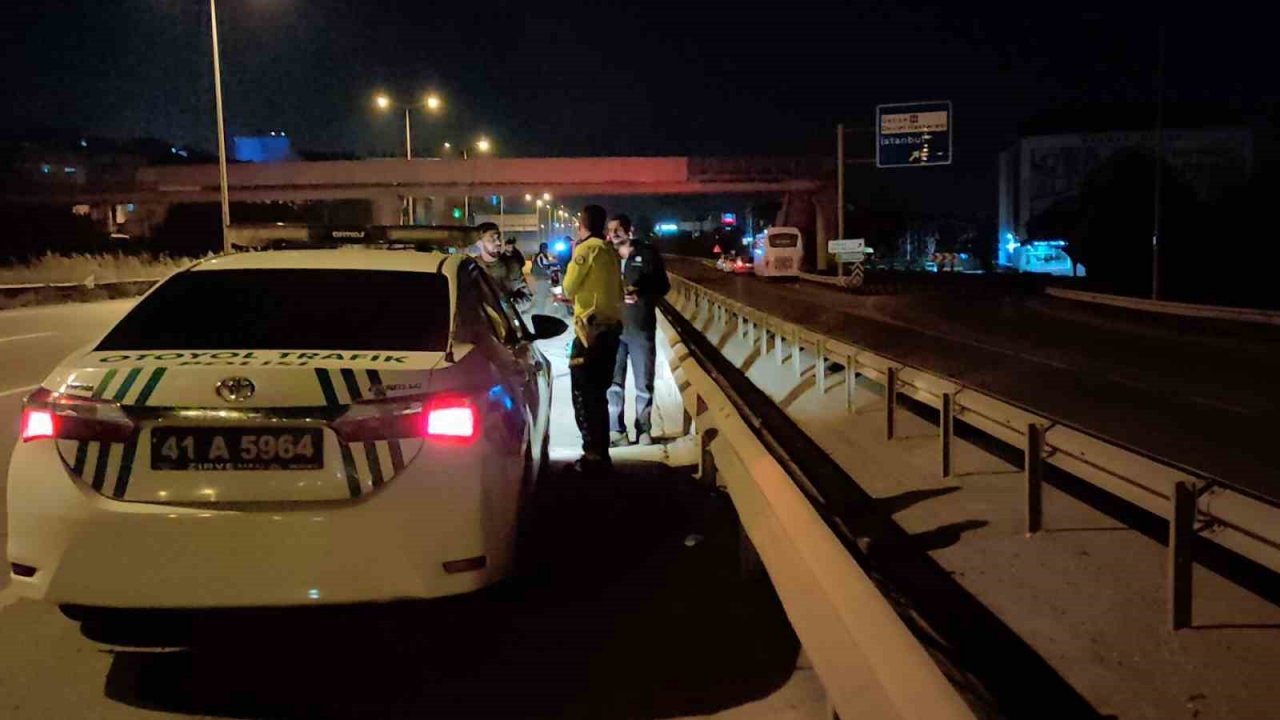 Otomobile arkadan çarpan motosikletin sürücüsü yaralandı