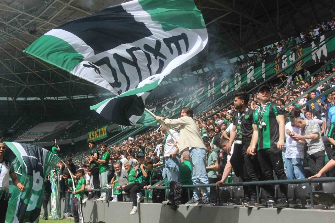 Kocaelisporlular şampiyonluğu kutlayamadı