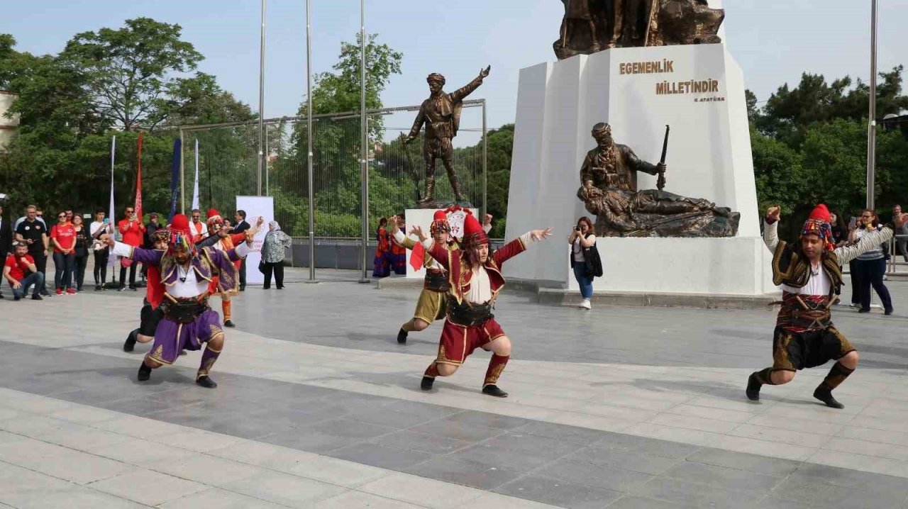 Manisa’da Gençlik Haftası etkinlikleri başladı