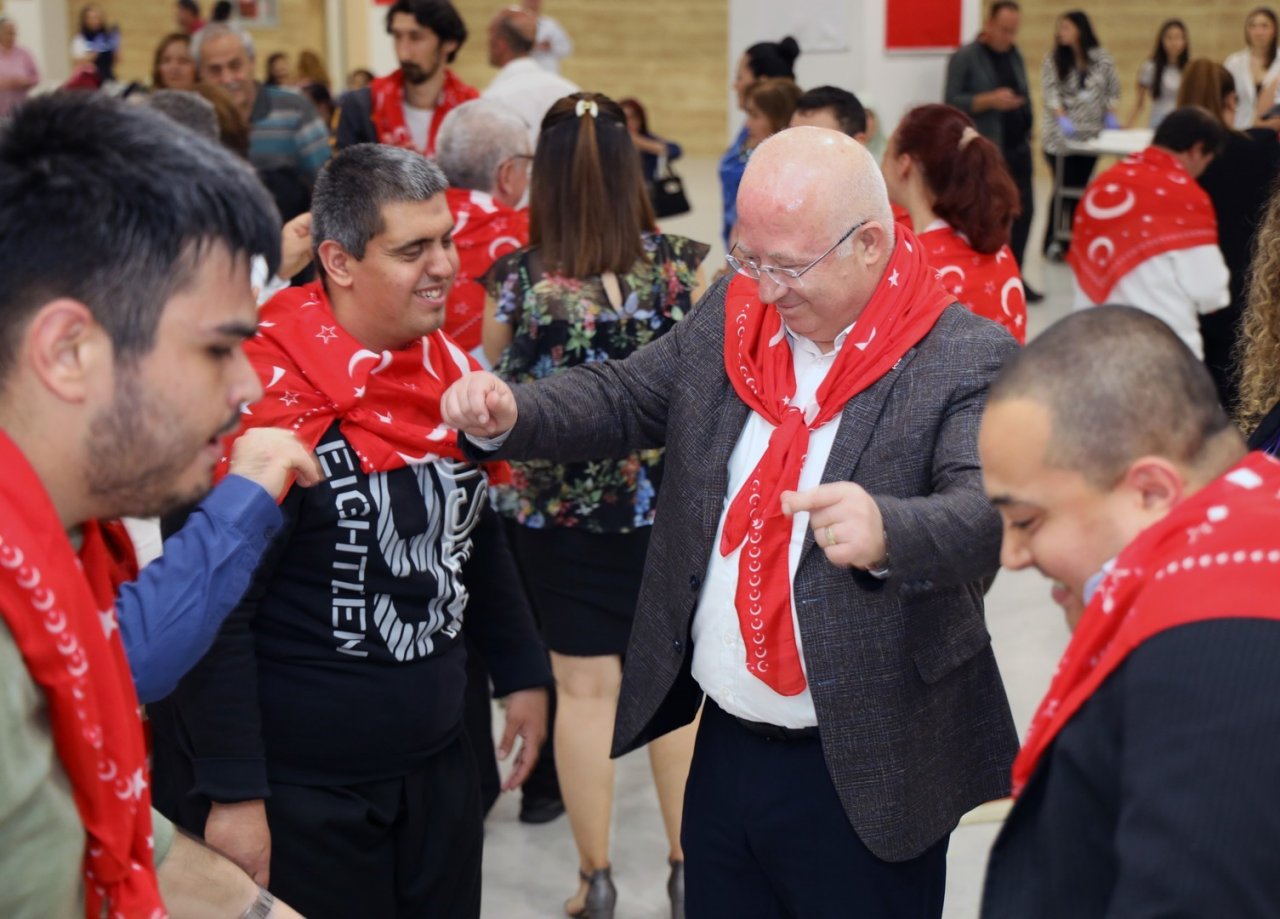 Menteşe’de engelli bireyler için ‘asker’ kınası gerçekleştirildi