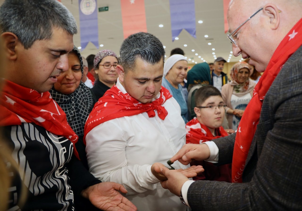 Menteşe’de engelli bireyler için ‘asker’ kınası gerçekleştirildi