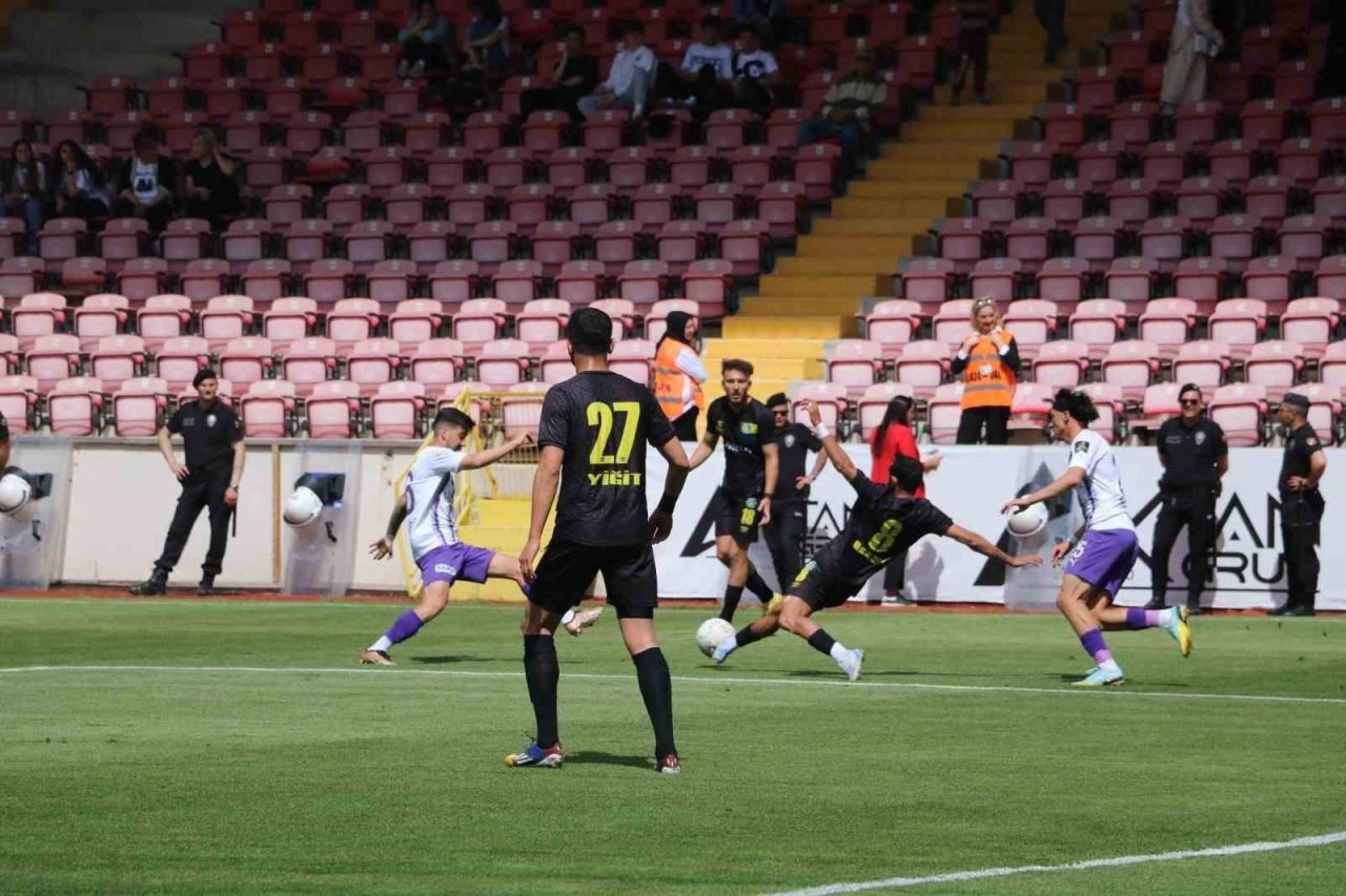 TFF 2. Lig: Afyonspor: 2 - Şanlıurfaspor: 3