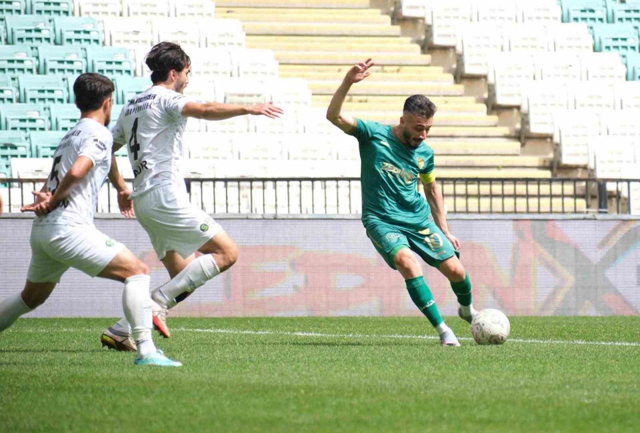 TFF 2. Lig: Bursaspor: 3 - Somaspor: 5